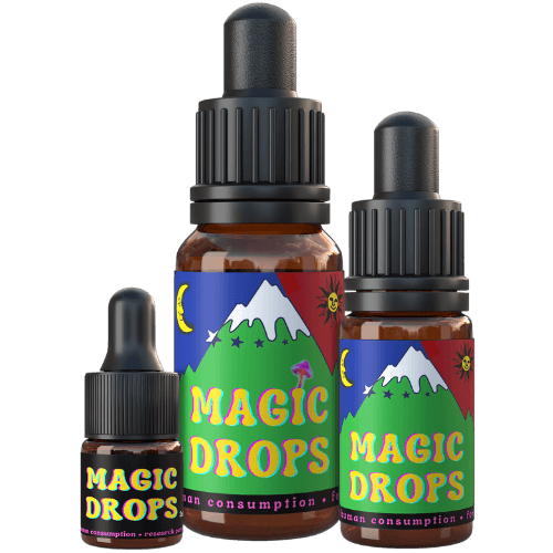Magic Drops paddo druppels flesjes dicht bij elkaar geplaatst